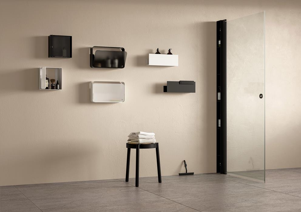 Dusjoppbevaring NEST, CASE, BOX og PILE.
