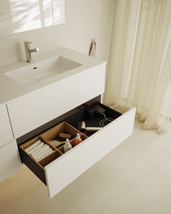 Servantskap Core Solid med tilvalg Plus Divider og Plus Power.