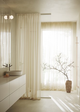 Servantskap Core Solid Unlimited med benkeplate Flow og servant Soak.