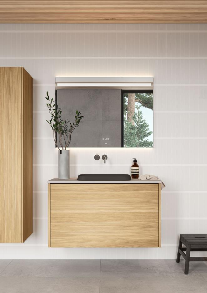 Grand Solid 100 i Natural Oak med Level benkeplate Raw Concrete. Speil Touch 100.