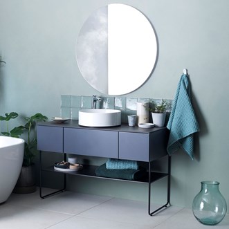 Servantskap AIR 120 i «Slate Grey» med Dekton Tundra benkeplate og speil LOOX 90.