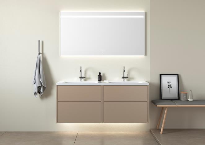 GRAND Solid 140 i NCS S 4005-Y20R med speil TOUCH 140.
